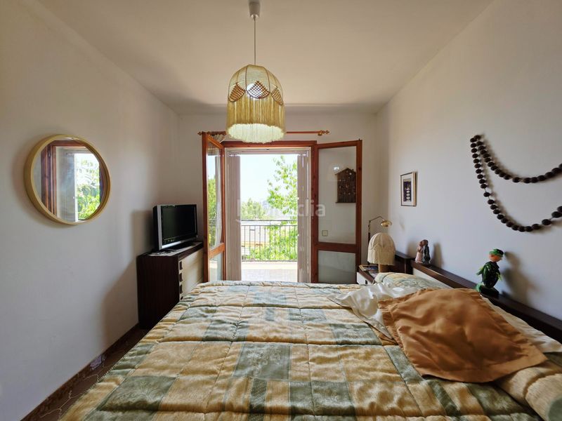 Foto a6e6386e-2dda-42f5-b551-9d94f5ac6c06. Casa amb xemeneia calefacció aparcament piscina a Vallirana