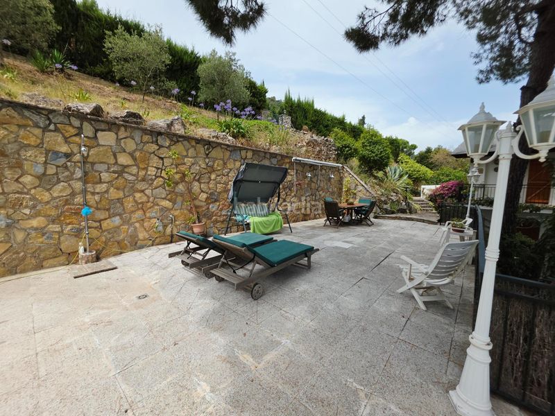 Foto ef6e98ef-f6d3-4412-b62a-051f6abf1e68. Casa amb xemeneia calefacció aparcament piscina a Vallirana