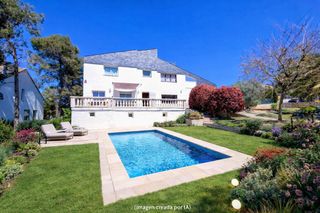 Chalet en Vallirana. � casa con vistas y mucho sol!