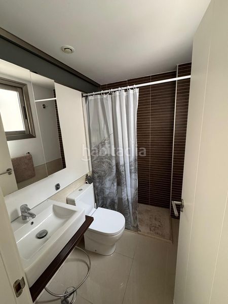 Foto 08e9256f-16ca-4a24-89c8-99a0734d213e. Casa adossada amb aparcament piscina a Punta Prima Orihuela