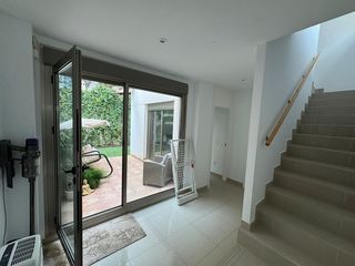 Maison jumelée à Punta Prima. Casa adosado en punta prima cerca del mar