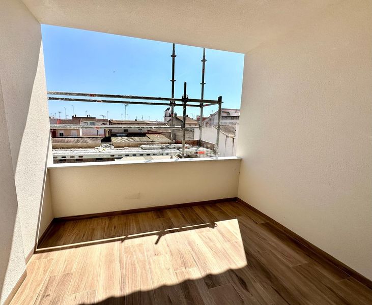 Foto c14f64e3-b1b1-4333-98e7-46d46eb881fa. Apartament amb piscina a San Fulgencio