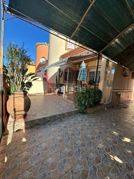 Foto 27f32d7d-45f1-4f3b-8ac0-860a965816a5. Casa a Playa Flamenca Orihuela