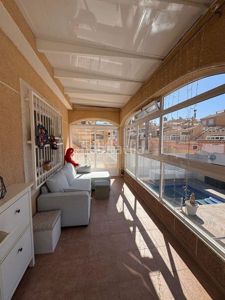 Foto 7a489444-70e3-4a2e-b839-566bbf6b6e6d. Casa a La Florida Orihuela