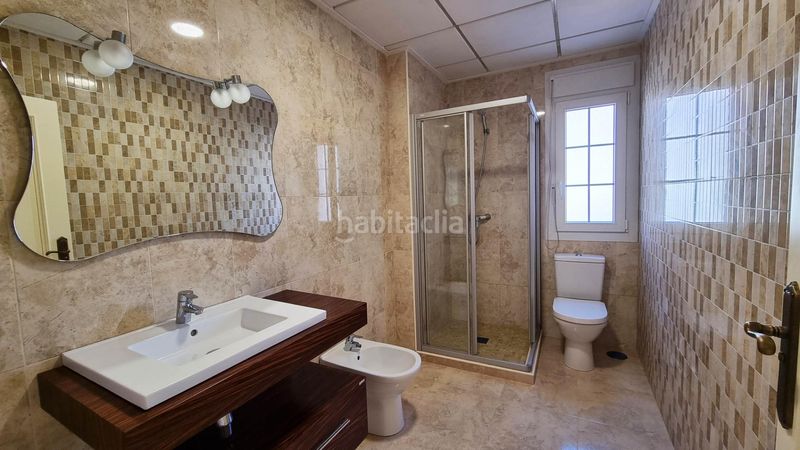 Foto aa2cad7c-bb3d-4ee1-aeae-be1da5a016af. Xalet amb aparcament piscina a Cabo Roig Orihuela