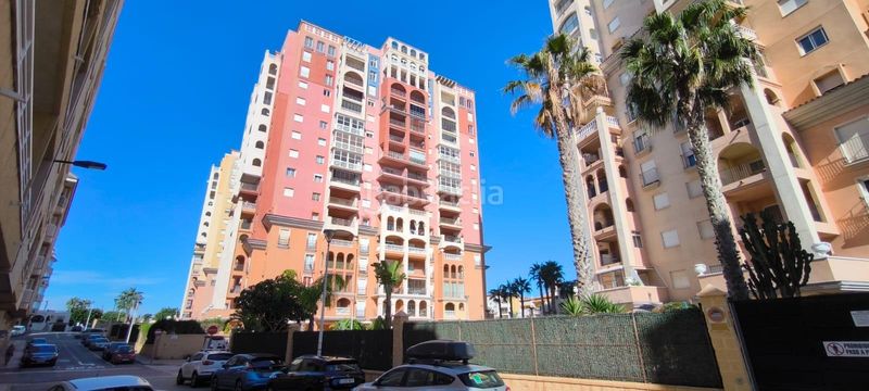 Foto f437d091-b366-48ce-ae80-0a452d7e587d. Apartment in Zona Playa de los Locos Torrevieja