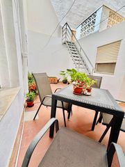 Casa a Las Piscinas Naturales. Casa unifamiliar en el centro  torrevieja, costa blanca