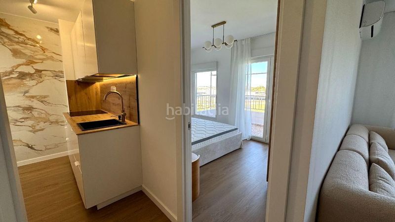 Foto 19beba82-c736-4354-8ead-f8a6c3de5323. Apartament amb aparcament a Punta Prima Torrevieja