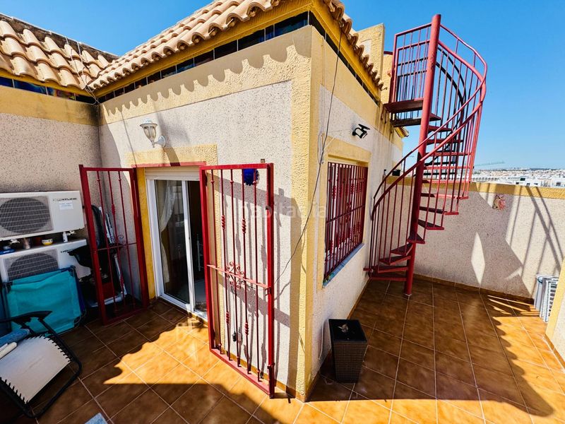 Foto cfd47b43-e366-4733-9bf7-13b96d1e80bf. Casa adossada amb piscina a La Florida Orihuela