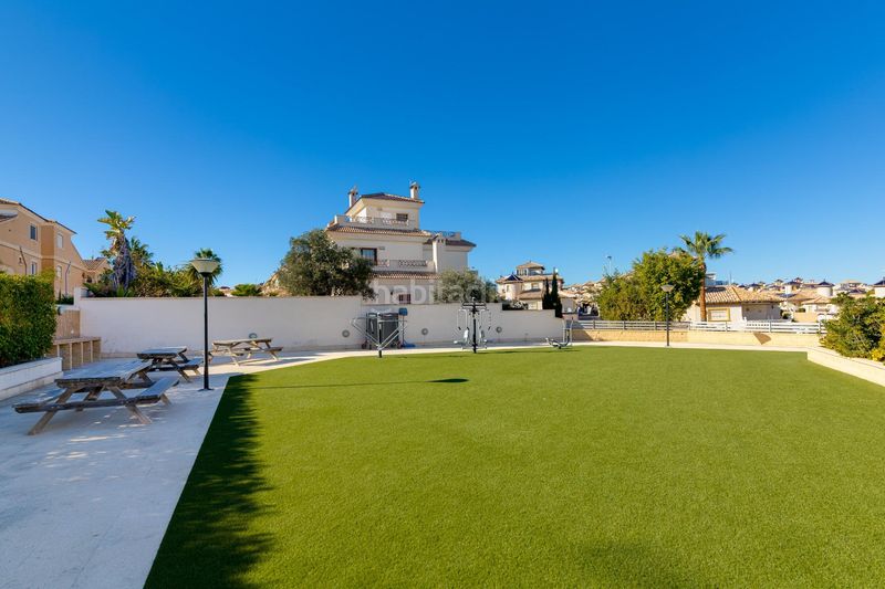 Foto 04738c34-3873-4abd-a3fd-30df158348b2. Apartament amb aparcament piscina a La Regia Orihuela