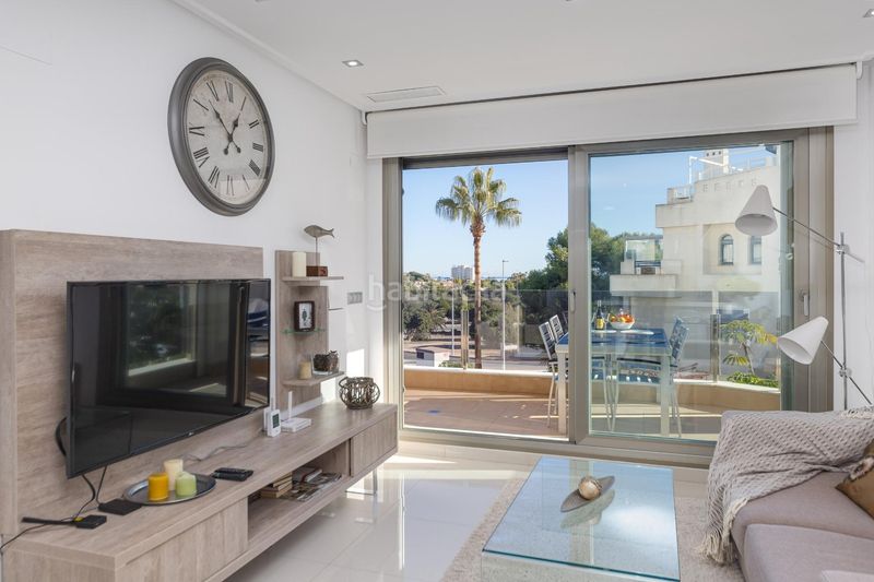 Foto 1a1d8d83-b807-46bc-971f-fb3936e0baa5. Apartament amb aparcament piscina a La Regia Orihuela