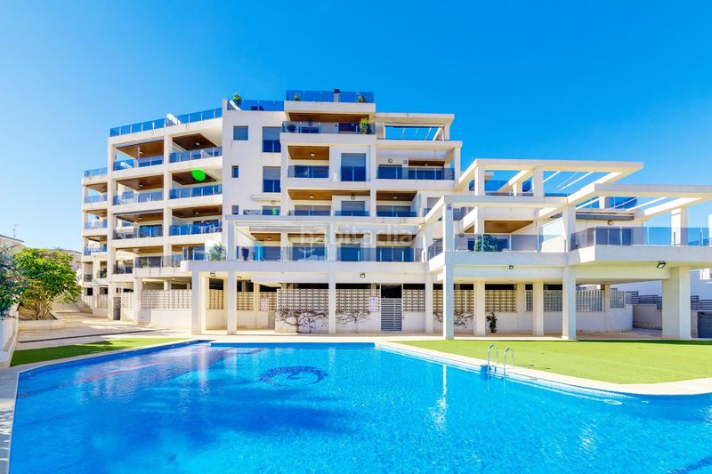 Foto 7fc137ae-11ed-4f28-b1ac-a2bd0885c5b6. Apartament amb aparcament piscina a La Regia Orihuela