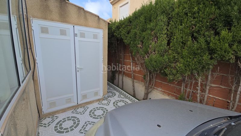 Foto 40553597-13a3-486c-91da-d6d1f5da9d51. Casa amb aparcament piscina a Zona los Frutales Torrevieja