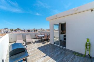 Apartament a La Florida. Ático en venta en la florida, orihuela una lujosa vivienda solea