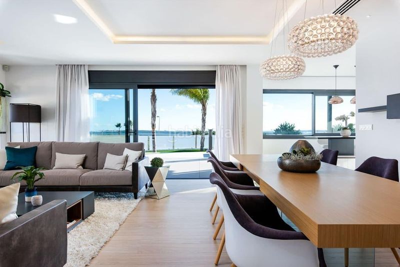 Foto c2edce2f-1d38-416e-987c-4b34f0780d65. Xalet amb aparcament piscina a Rojales