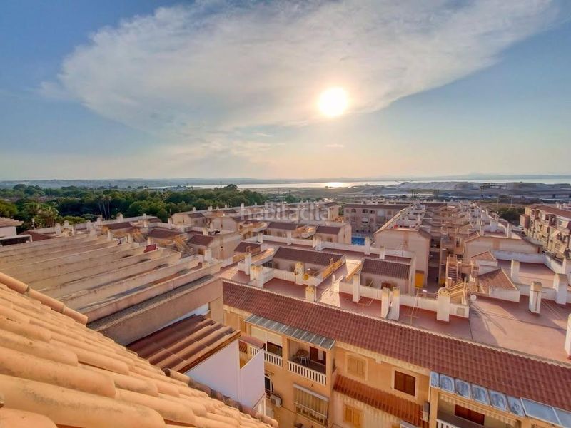Foto b1f6585d-63de-4c88-8a99-9a494820215d. Apartament amb aparcament a El Acequión Torrevieja