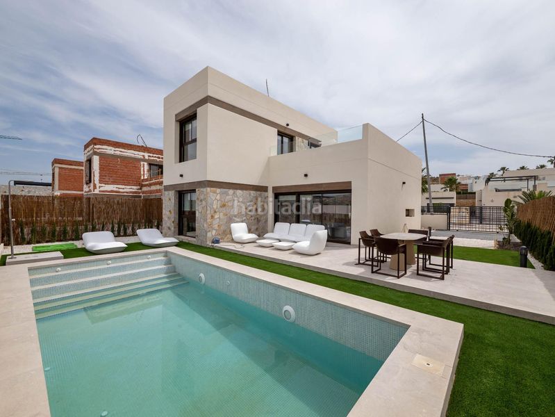 Foto 168210cf-8713-4992-a6f7-b0f9a01abbbc. Chalet avec parking piscine dans Algorfa