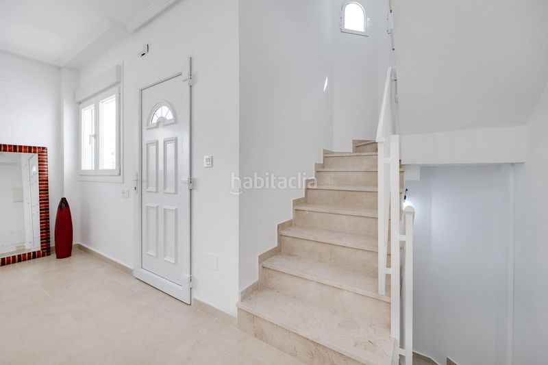 Foto 460ff77d-a865-45ef-9445-895849344852. Casa aparellada amb aparcament a San Fulgencio