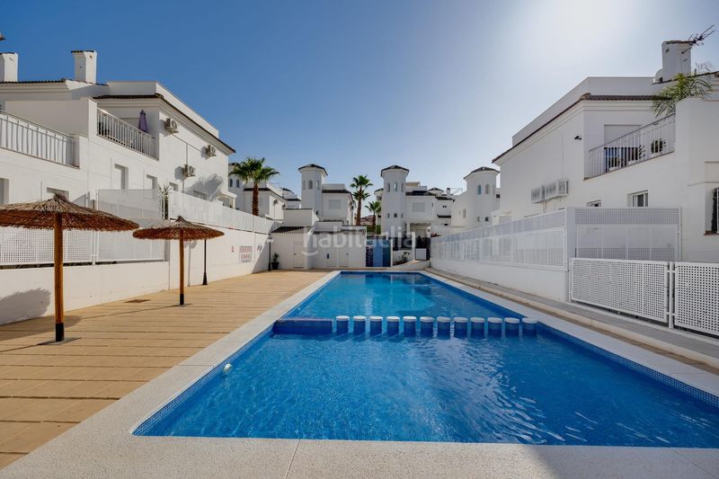 Foto e7ee56a3-f386-4e40-b2b0-ecd6a320df74. Casa aparellada amb aparcament a San Fulgencio