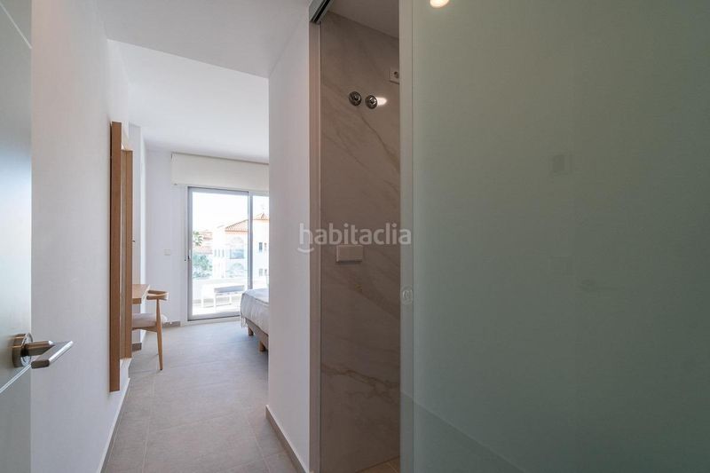 Foto 8a79a5b2-834f-4e78-a546-f54833459b04. Apartament amb aparcament a Playa Flamenca Orihuela