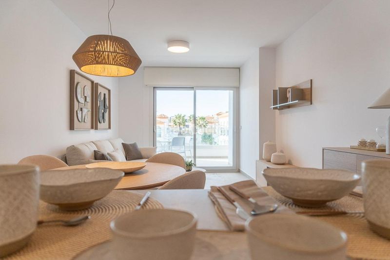 Foto cdbd078c-bea1-4ad6-883a-09d275adc7f3. Apartament amb aparcament a Playa Flamenca Orihuela