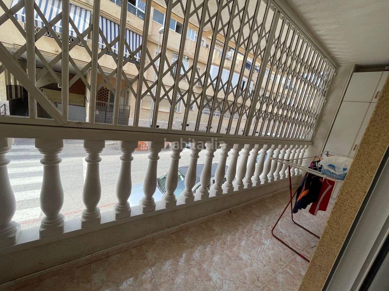 Foto 4d11269c-1fa4-4958-943c-663d861d0366. Apartament amb aparcament a Antonio Machado Torrevieja