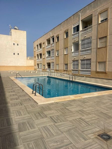 Foto 9e486f27-a512-4f1c-b767-72d2ca9d0c01. Apartament amb aparcament a Antonio Machado Torrevieja