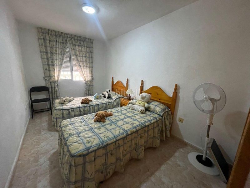 Foto c7793840-a969-43a2-a123-fefc0df8b8e4. Apartament amb aparcament a Antonio Machado Torrevieja