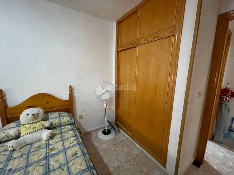 Foto ff5a8661-3bef-43bc-854f-61c158c886a6. Apartament amb aparcament a Antonio Machado Torrevieja