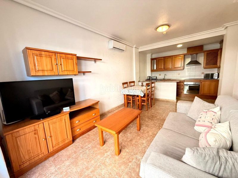 Foto 0a0c469f-c13e-4210-9564-8ee4a47acc22. Apartament amb aparcament a Aguamarina Orihuela