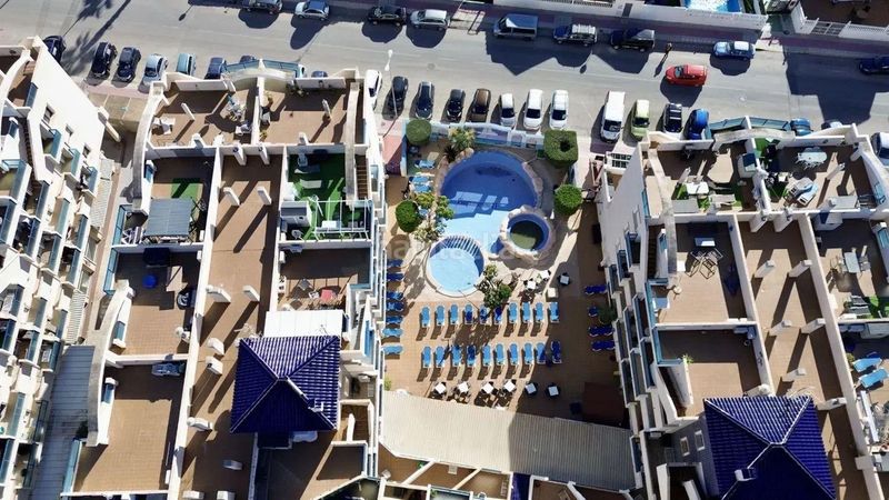 Foto 1cd50f9b-c0ff-40a1-82fc-2404f25b35e6. Apartament amb aparcament a Aguamarina Orihuela