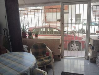 Apartament a Avenida Habaneras - Curva de Palangre. Amplio apartamento en planta baja con techos altos en torrevieja