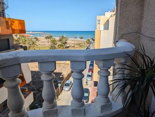 Apartamento en Zona Playa del Cura. Apartamento con vistas al mar y licencia turística  playa del cu