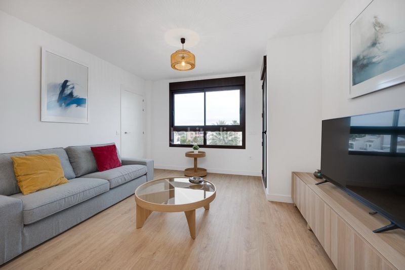 Foto 84bf3dc5-4401-4f22-b072-748543686ca4. Àtic amb aparcament a Los Almendros Orihuela