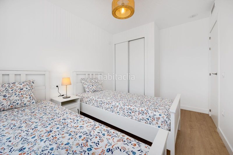 Foto bd5794c2-ae27-4c69-b2c7-334f2d5c549e. Àtic amb aparcament a Los Almendros Orihuela