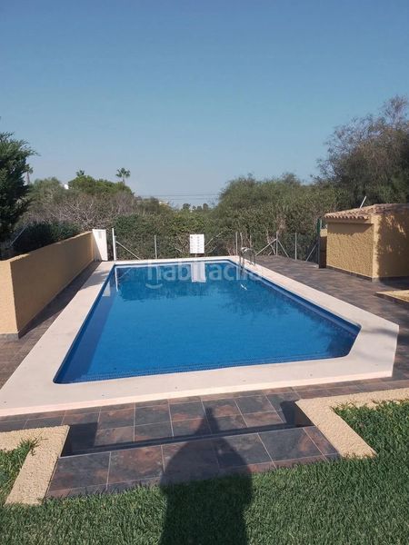 Foto d8a93fff-641b-499c-a132-4c220555a6e1. Casa adossada amb aparcament a Cabo Roig Orihuela