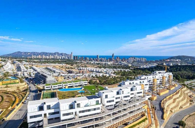 Foto cf88bc92-b00c-4369-9e90-de08f3e99188. Appartement dans balcón de Finestrat-terra marina Finestrat