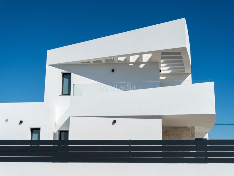 Foto 048e0a9f-d390-4f08-8cde-e178c71eb120. Xalet amb aparcament a Dolores