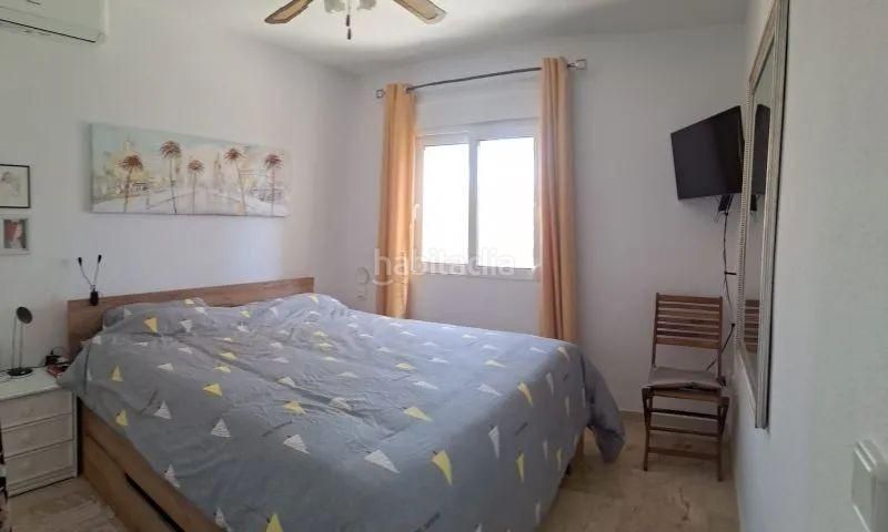 Foto 0c34a6ea-a445-4a2b-83d4-05e75f9e9531. Casa amb aparcament a San Miguel de Salinas