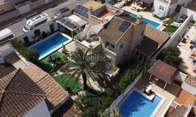 Foto 4997bb77-1b74-4529-81a1-388827df3132. Casa amb aparcament a San Miguel de Salinas