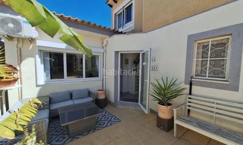 Foto b1a04382-873f-41d5-b5e9-f86ecea553dc. Casa amb aparcament a San Miguel de Salinas
