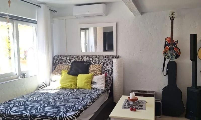 Foto f3fb4900-232a-4b67-8f9f-51c1ac6cb657. Casa amb aparcament a San Miguel de Salinas