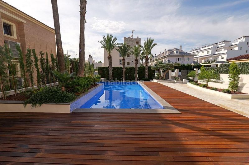 Foto 6a7ef62f-1d38-4dc5-89a7-33f6d5dd9846. Xalet amb aparcament piscina a La Veleta Torrevieja