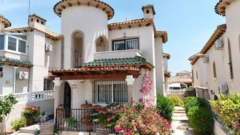 Foto 0028bc11-9032-44d5-ac99-4c56cc6bacd0. Casa amb aparcament a San Miguel de Salinas