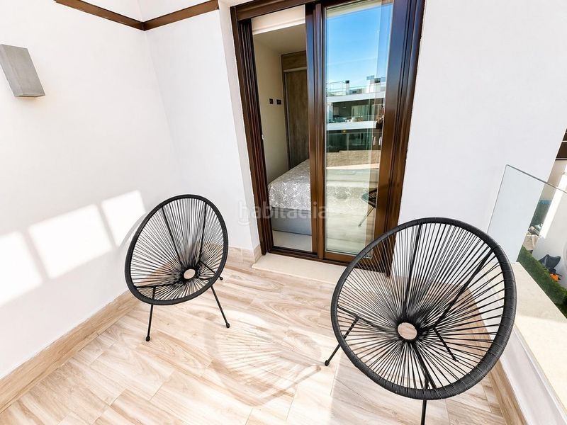 Foto 8f0ae6a2-be0d-4712-8be1-3133809bec9d. Casa adossada a Los Almendros Orihuela