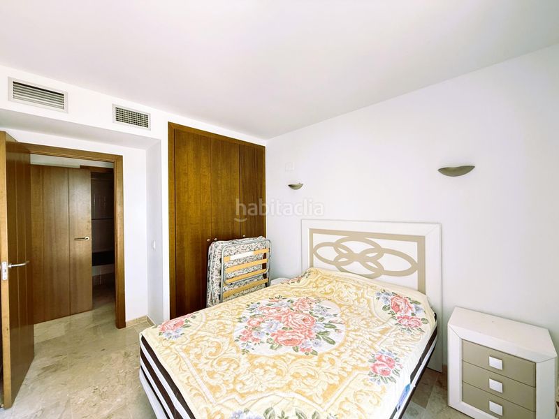 Foto fbe3835e-69b7-4512-ae5a-bb18377ef557. Apartament amb aparcament a Punta Prima Torrevieja