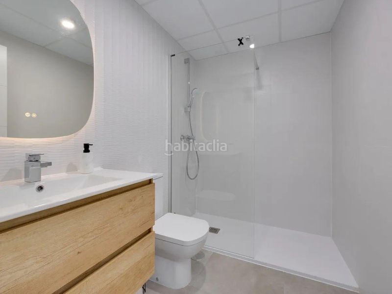 Foto 2e9a5de8-9e8d-4dee-84ef-166940fcdabe. Àtic a Campoamor Orihuela