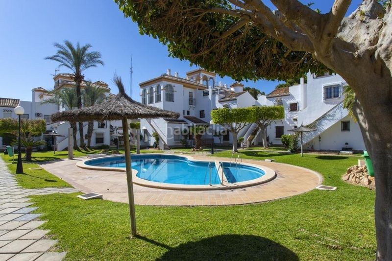 Foto 318a353b-2eb3-4070-af64-bb5d575a4362. Casa amb aparcament a Playa Flamenca Orihuela