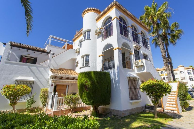 Foto 6b68c637-0f17-4de3-9925-37fd8f12c2ab. Casa amb aparcament a Playa Flamenca Orihuela