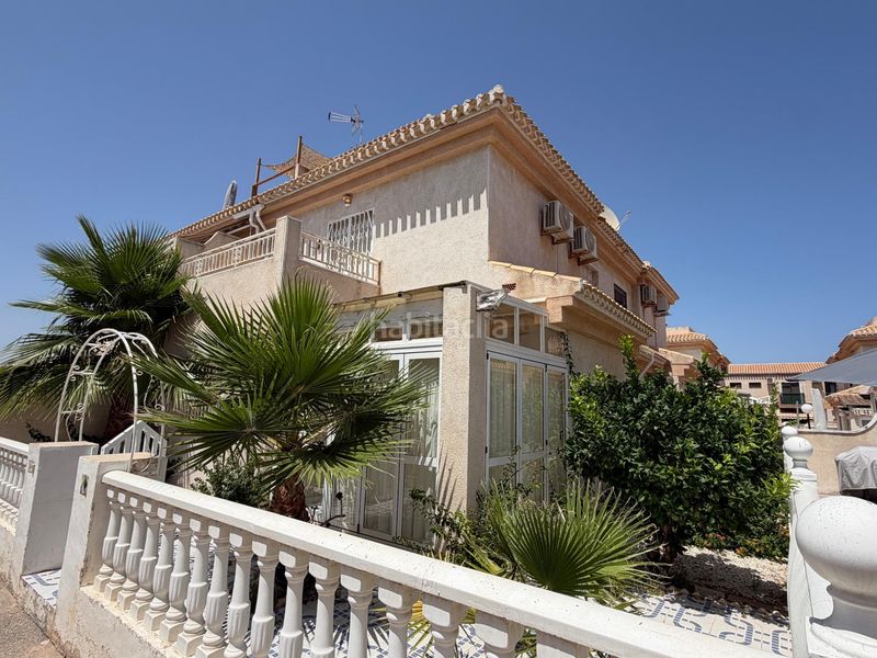 Foto 5071eafa-9d45-4184-8e5d-b0f826634cf4. Casa a Playa Flamenca Orihuela